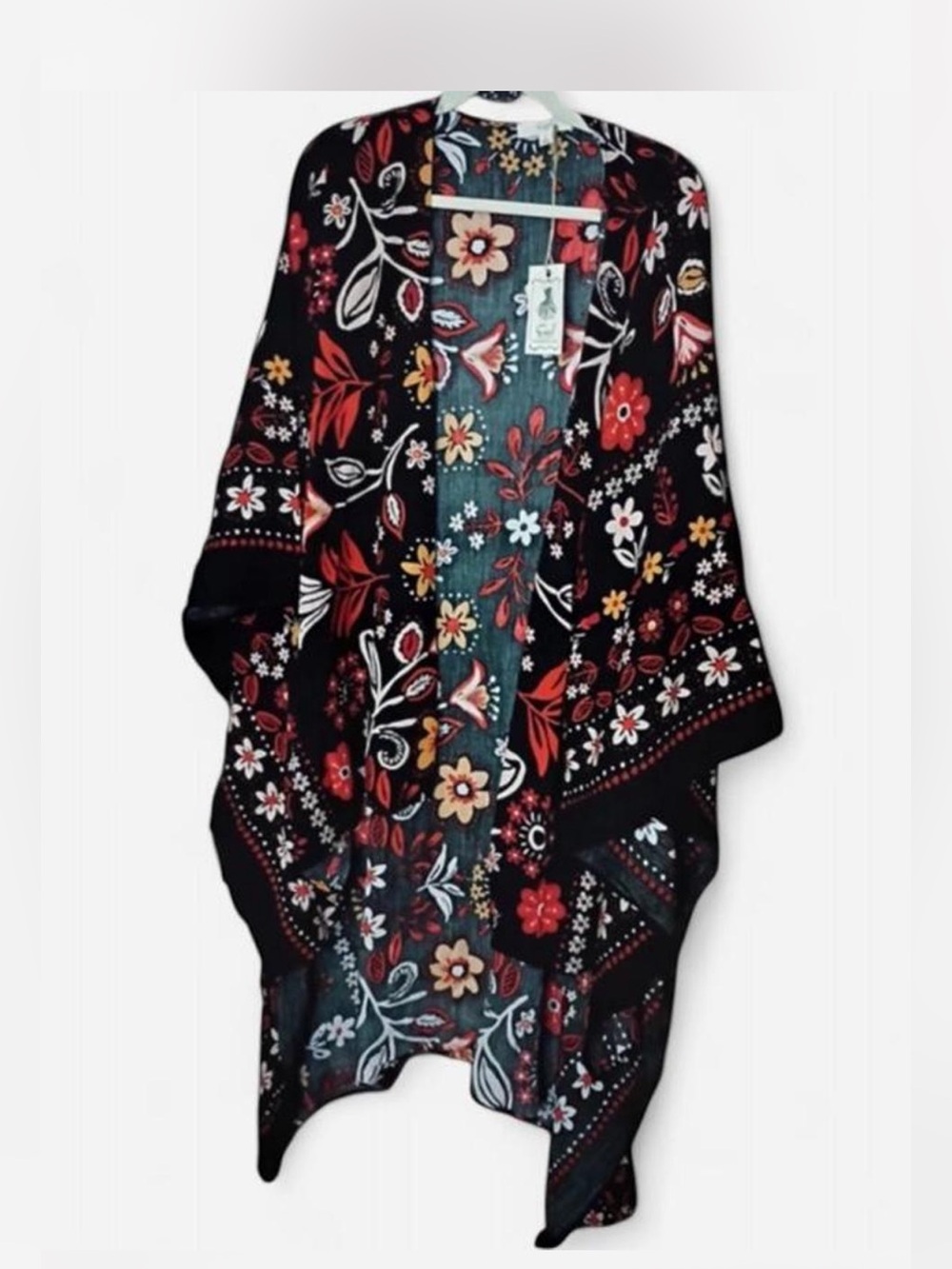 Easel Black Floral Open-Front Wrap